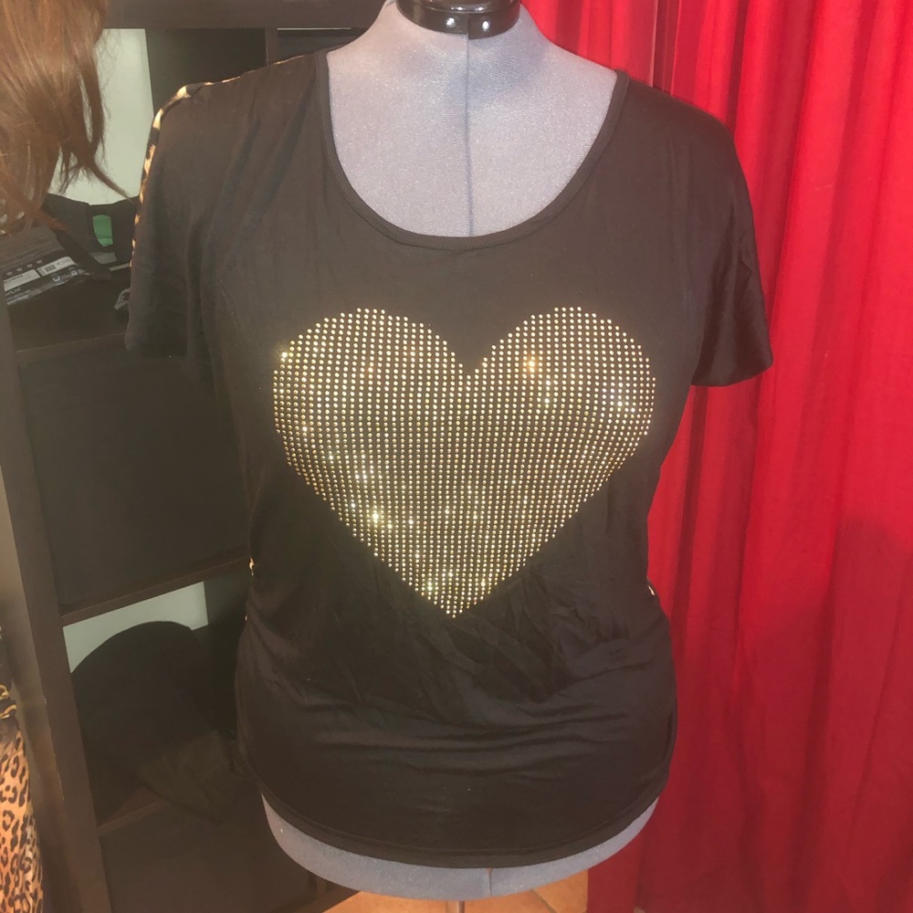 Short sleeve two toned shirt
